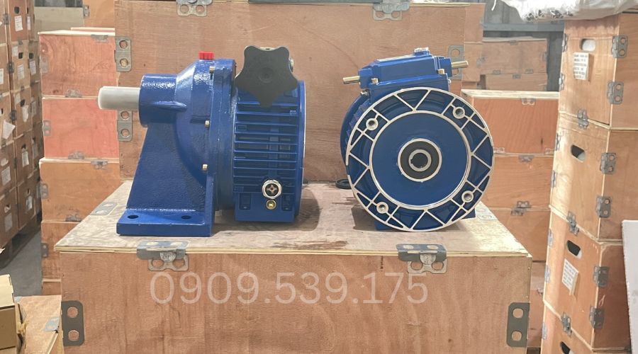 Cấu tạo bên trong bộ điều chỉnh tốc độ Motor 0.8kW 1Hp