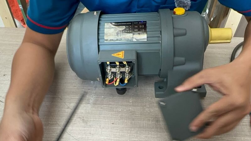 Hướng dẫn cách đấu dây motor giảm tốc 3 pha an toàn