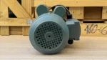 Phía sau và cánh quạt Motor giảm tốc 1 pha 1.5kW 2Hp