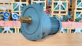 Motor giảm tốc 3 pha 7.5kW 10Hp chính hãng