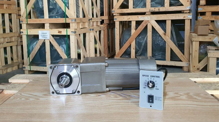 Motor giảm tốc mini 180w vuông góc cốt dương