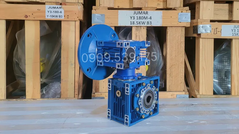Thiết kế tổng quan hộp giảm tốc 2 cấp NMRV 50 - 75
