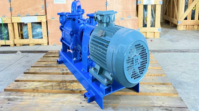 Cận cảnh phía sau Bơm hút chân không 3.7kW 5Hp