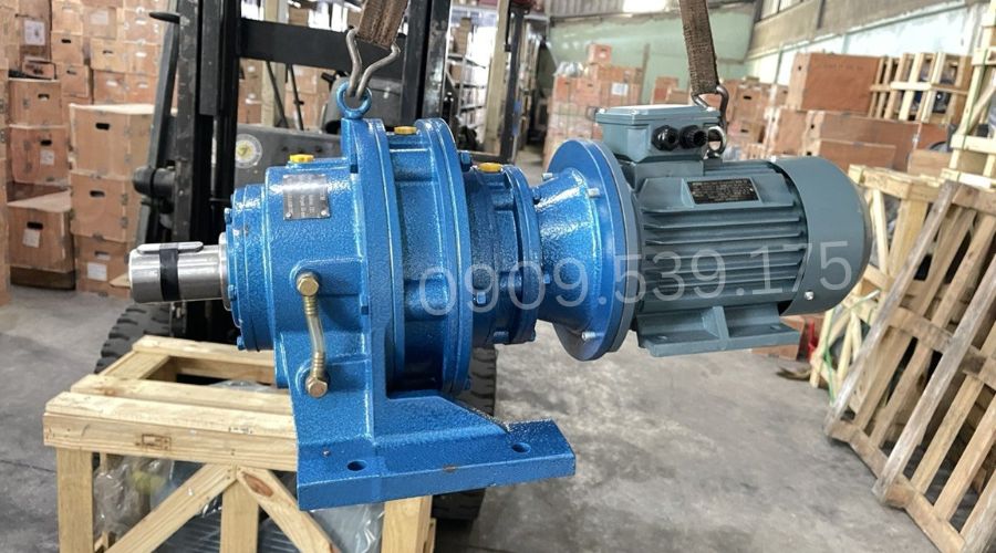 Hộp  số giảm tốc Cycloid chân đế  2 cấp 5.5kW 7.5Hp