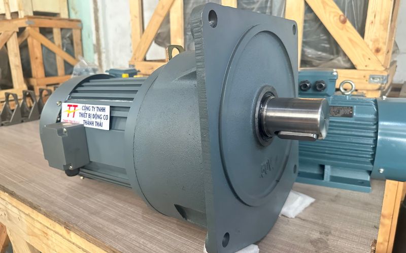 Motor giảm tốc là gì