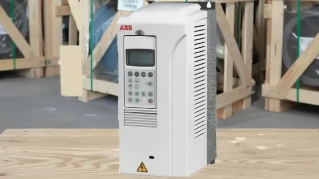 Góc nhìn trực diện của Biến tần ABB 5.5kW