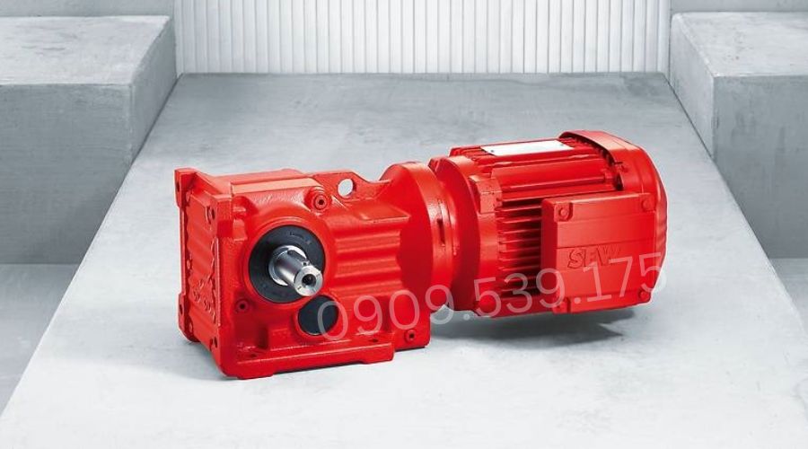 hộp giảm tốc tải nặng trục vuông góc K 11kW tại Thành Thái Motor