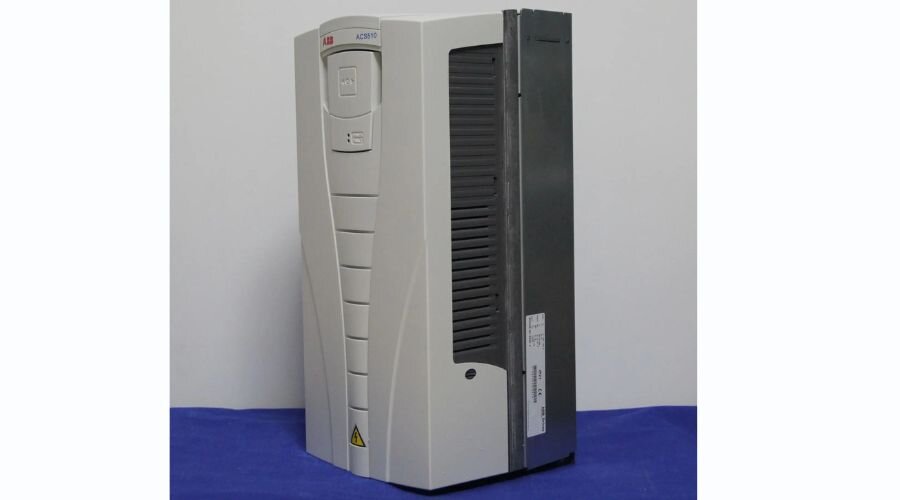 Instructions for using and operating ABB Variable Frequency Drive 22kW