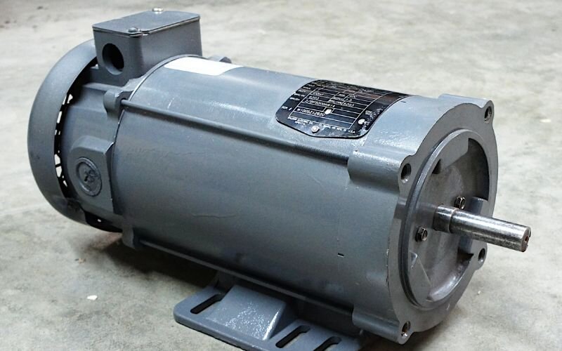 Trong quá trình sử dụng, động cơ DC có thể gặp phải một số lỗi như không quay, quay chậm, có tiếng ồn lớn,...