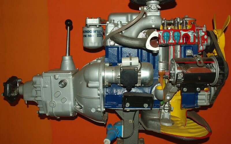 Động cơ Diesel là gì? và những điểm cơ bản cần nắm