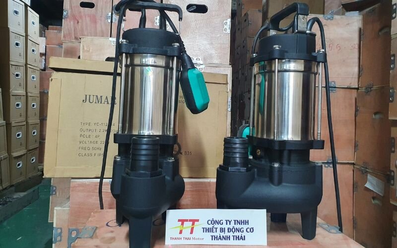 Máy bơm thả tõm