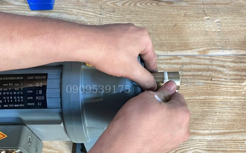 Cách kiểm tra tỉ số truyền 1/60 thực tế của motor giảm tốc