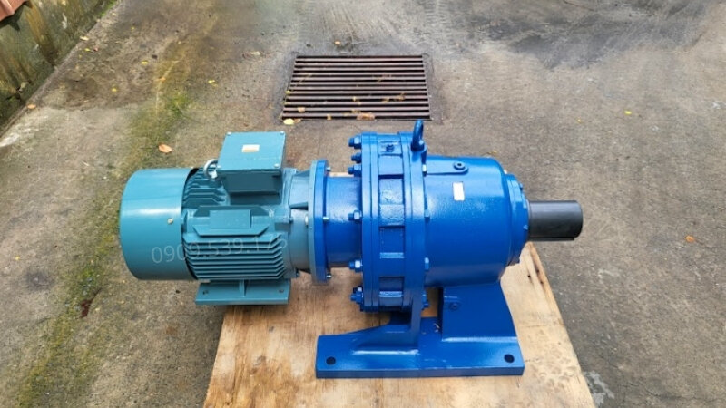 Cycloid 3-phase gear motor