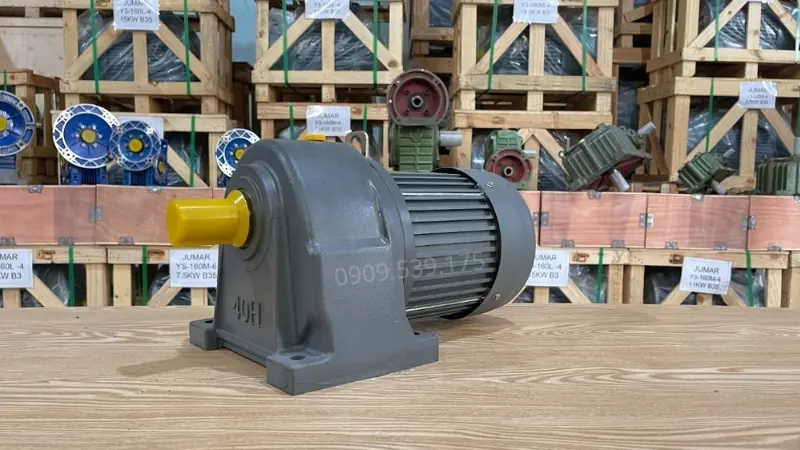 Động cơ giảm tốc 3 pha là gì