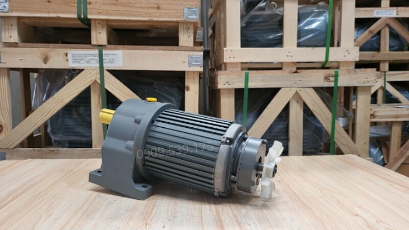 3-phase brake gear motor