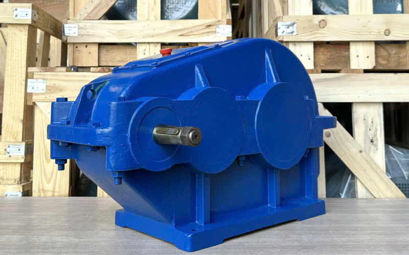 ZQ 400 gearbox at Thanh Thai Motor