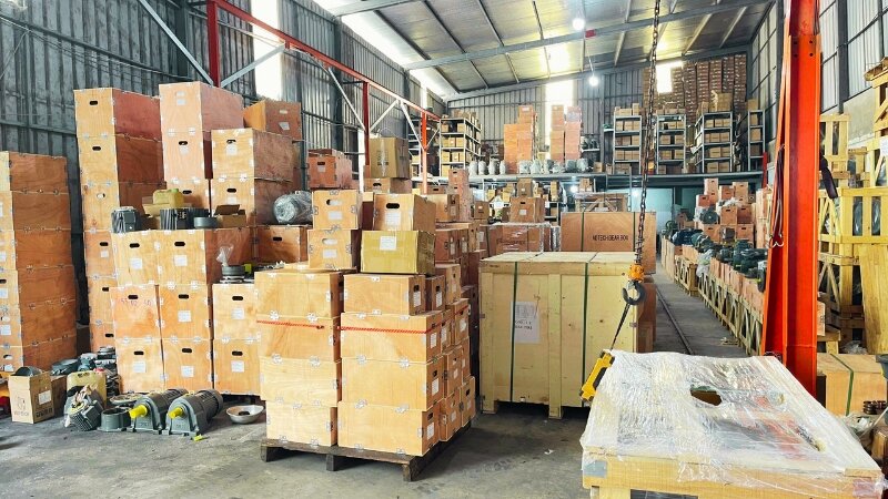Kho hàng Thành Thái Motor luôn có sẵn các loại động cơ điện để phục vụ khách hàng