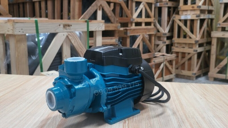 Máy bơm nước đẩy cao trên 3.7kW