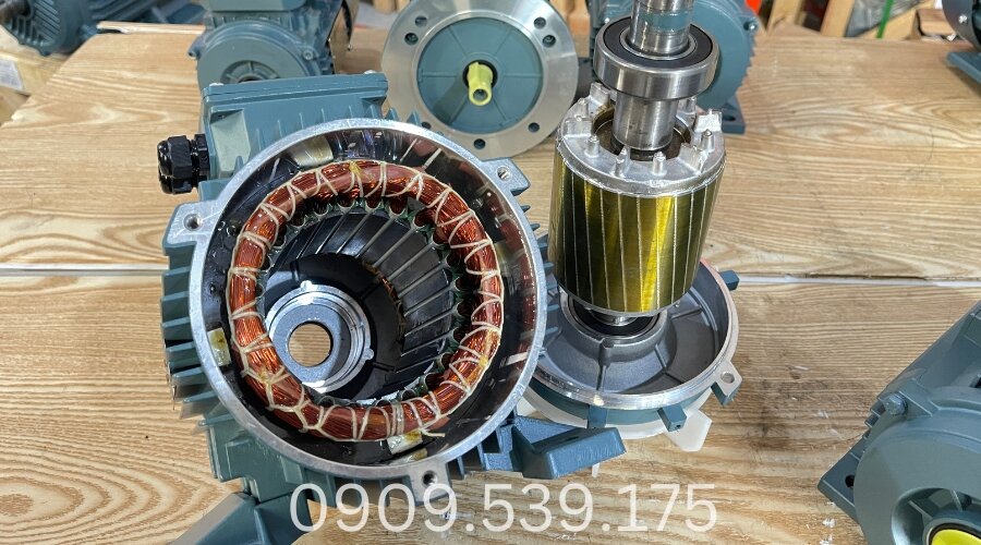 Cấu tạo động cơ điện có phanh 3kW 4Hp