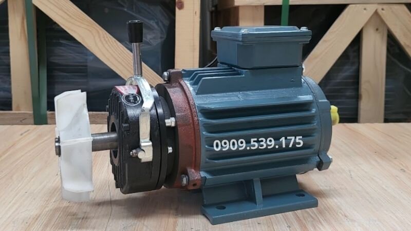 Động cơ điện có phanh dưới 3.7kW hoạt động bền bỉ hiệu suất cao tại Thành Thái Motor.