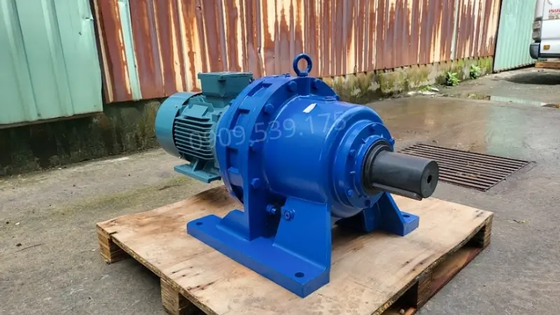 Giới thiệu động cơ giảm tốc tải nặng trên 3.7kW