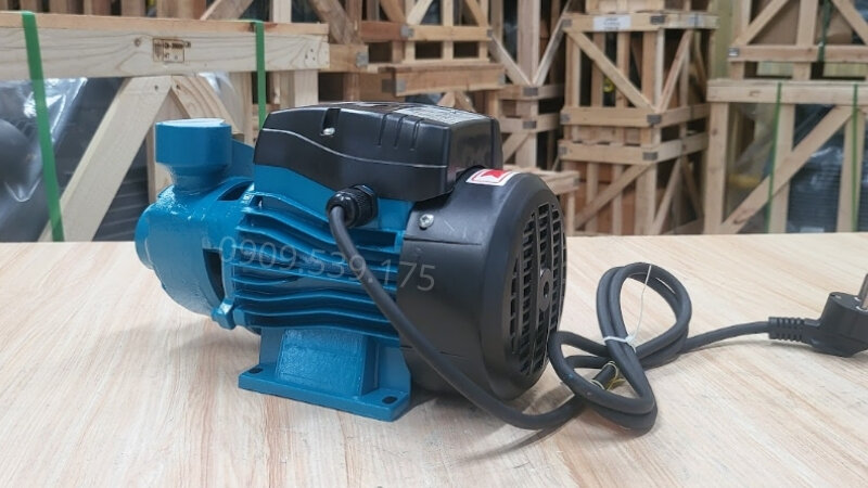 Máy bơm nước đẩy cao 1 pha