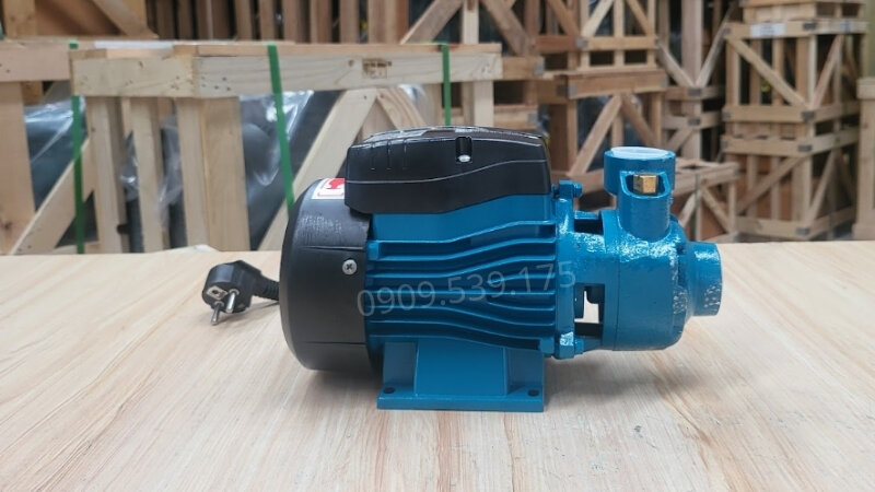 Máy bơm nước đẩy cao trên 3.7kW