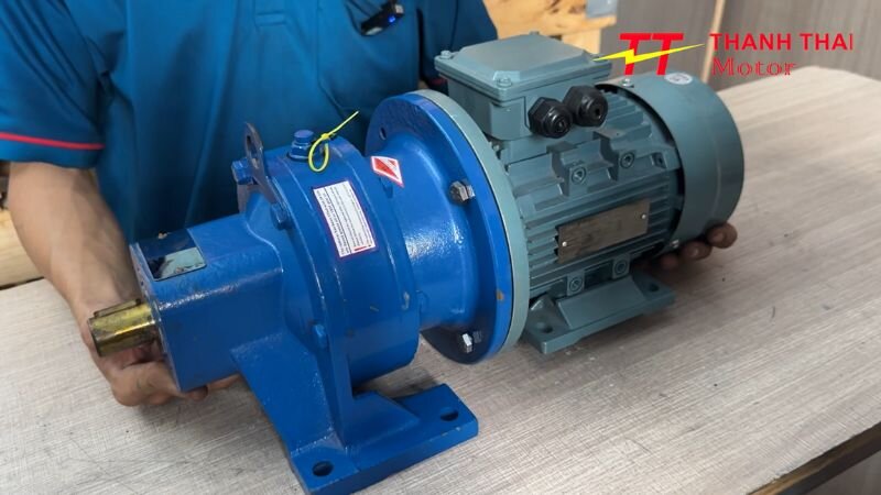 Cách lắp hộp giảm tốc tải nặng cycloid vào động cơ điện 3 pha đúng kỹ thuật nhất