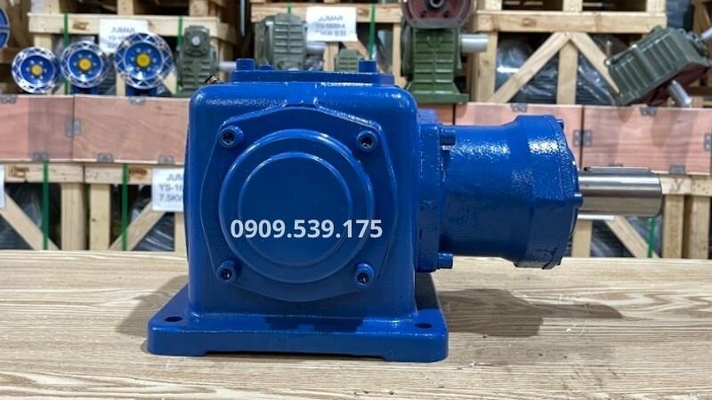 Hộp giảm tốc tải nặng HB, chuyển hướng T 1 cấp.