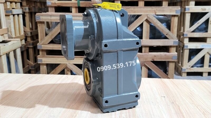 F-Series Heavy-Duty Parallel Shaft Helical Gearbox 1-Stage at Thanh Thai Motor.