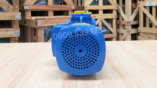 Nắp sabo và cánh quạt của Motor giảm tốc tải nặng trục vuông góc S 15kW 20Hp