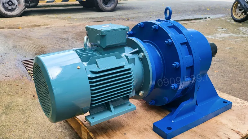 General design of heavy duty cycloidal gear motor 3kW 4Hp