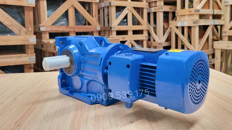 Thiết kế tổng quan sản phẩm motor giảm tốc tải nặng trục vuông góc K 2.2kW 3Hp