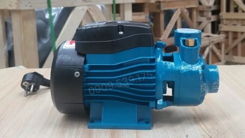 Máy bơm nước đẩy cao dưới 3.7kW