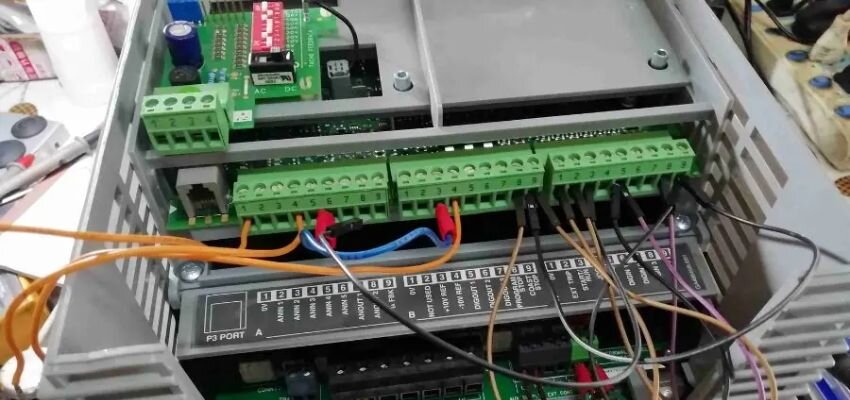 Cấu tạo đầy đủ của biến tần Delta giúp kiểm soát động cơ hiệu quả