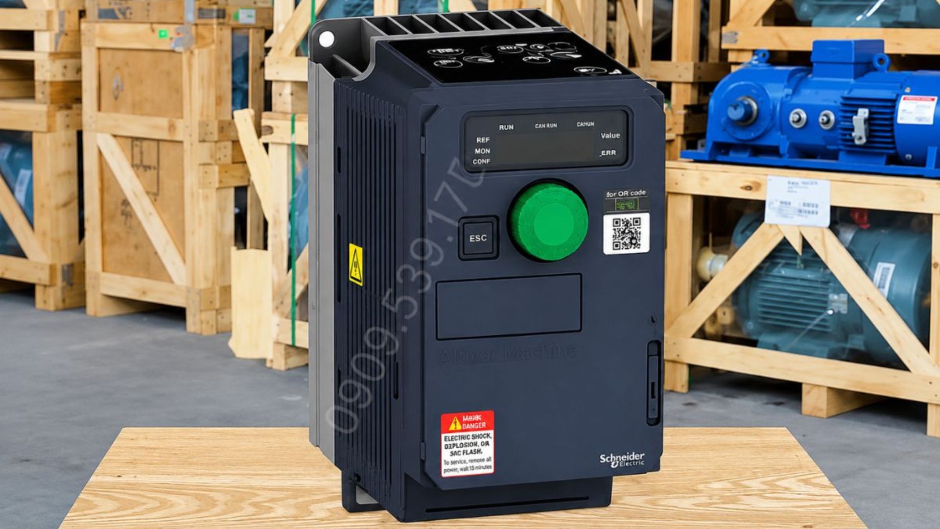 Biến tần điện mặt trời chuyển đổi điện DC từ tấm pin thành điện AC để sử dụng