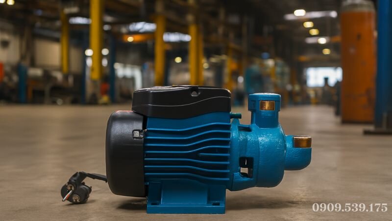 Máy bơm nước đẩy cao với motor công suất lớn và cánh quạt tối ưu cột áp