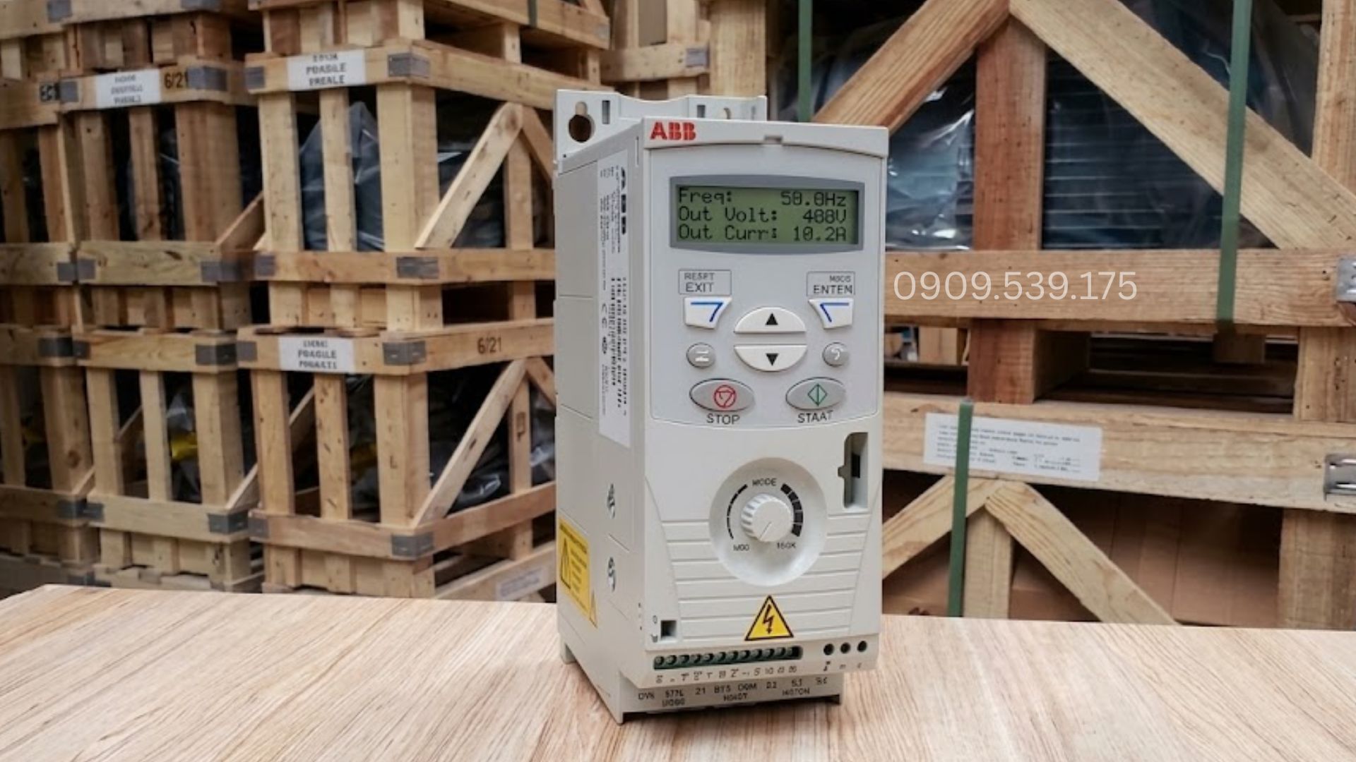 Giữ lực kéo ở tần số thấp bằng điều khiển vector