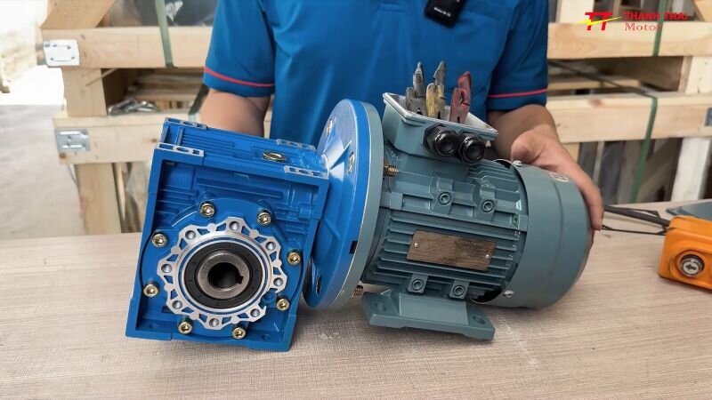 Guide to installing the NMRV 110 onto a 3-phase 4kW 5.5Hp motor