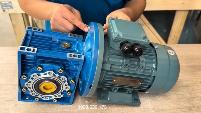 Hướng dẫn lắp đặt NMRV 90 vào motor 3 pha 3kW 4Hp