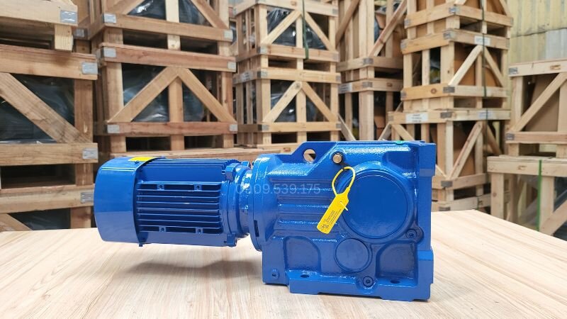 Động cơ giảm tốc tải nặng trục vuông góc K