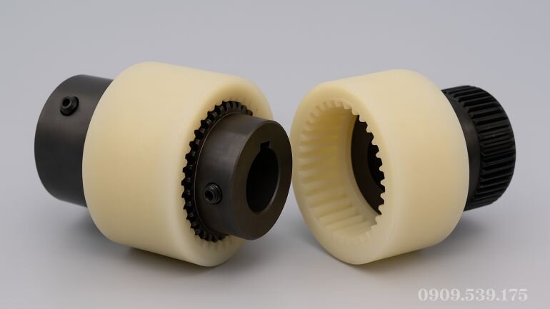 khớp nối răng vỏ nhựa polyamide dùng trong môi trường ẩm và hóa chất