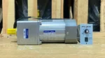 Vị trí chính diên motor giảm tốc mini 750w