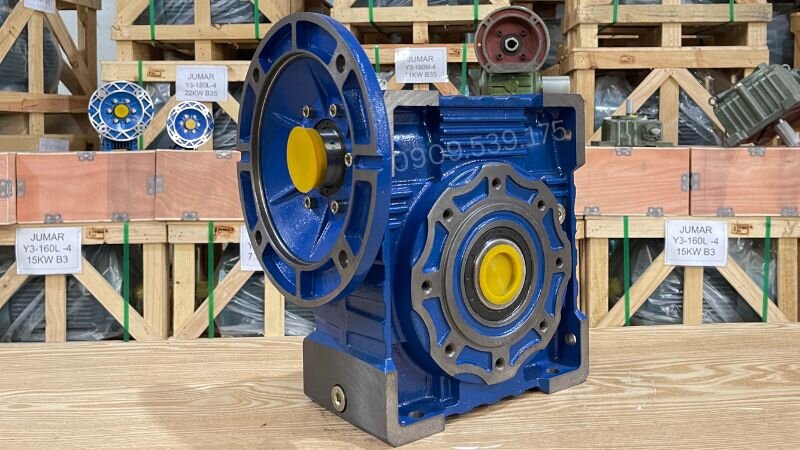Hộp giảm tốc NMRV.