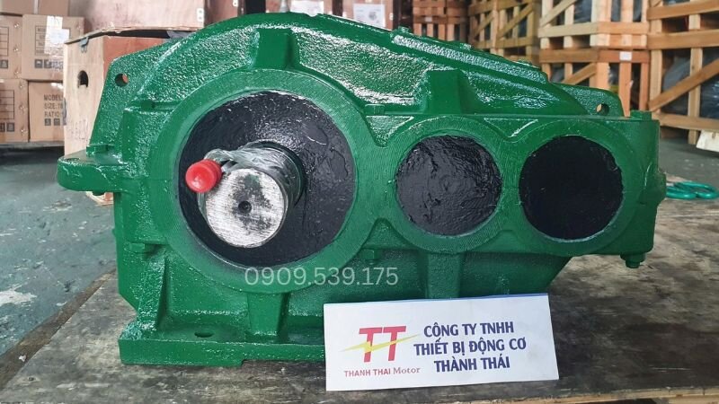Hộp giảm tốc ZQ