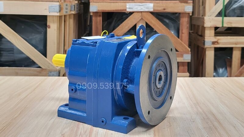 Hộp số giảm tốc tải nặng trục thẳng R