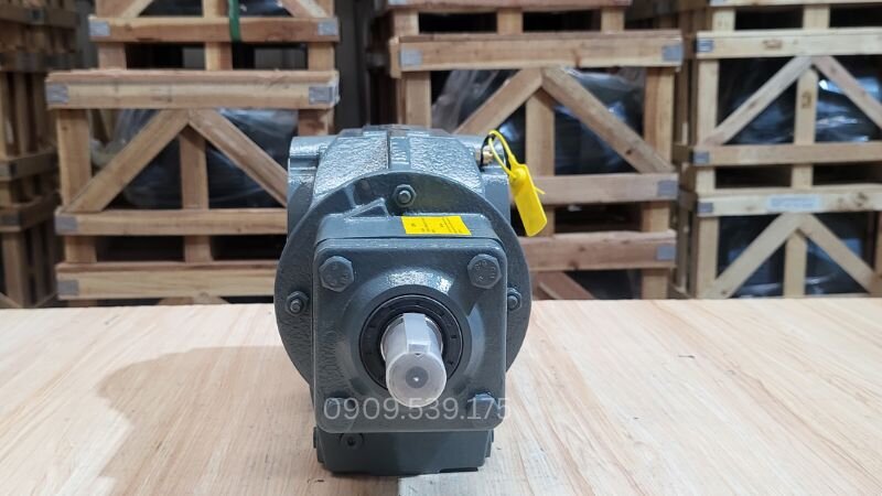 Hộp số giảm tốc tải nặng.