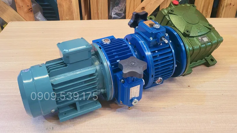 General design of the 3-stage gear motor (2 UDL 2.2kW and 1 WPDX 120)