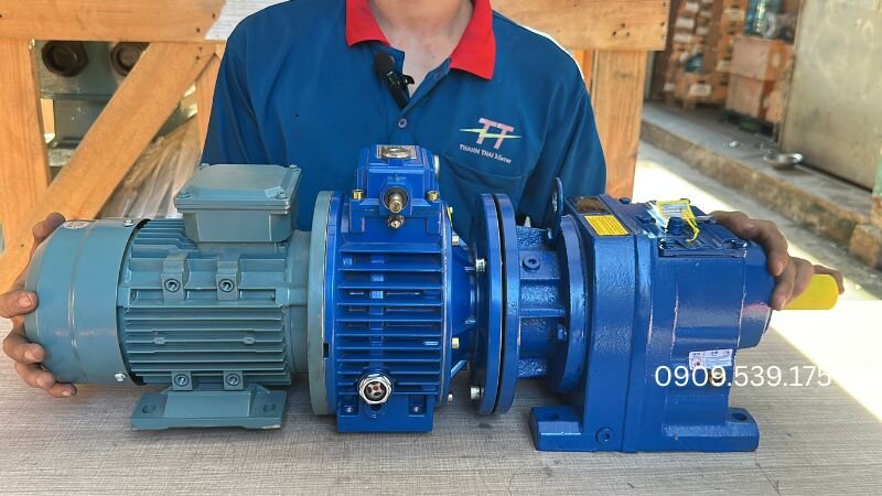 Cách lắp motor điện với điều tốc cơ và hộp giảm tốc R