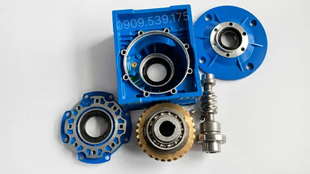Cấu tạo hộp giảm tốc 2 cấp NMRV 63 - 90